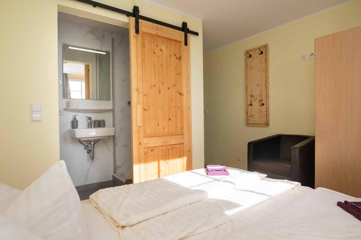 Hochwaldbaude Hotel Hain  Bagian luar foto